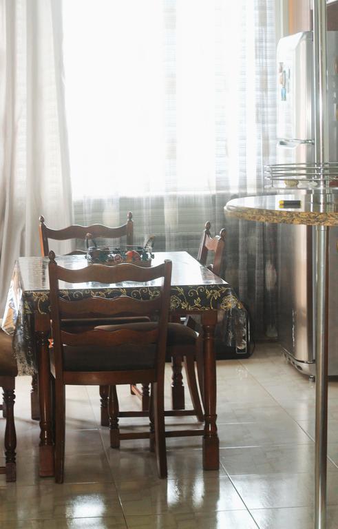 Apartment Rustaveli 57 บาทูมิ ภายนอก รูปภาพ
