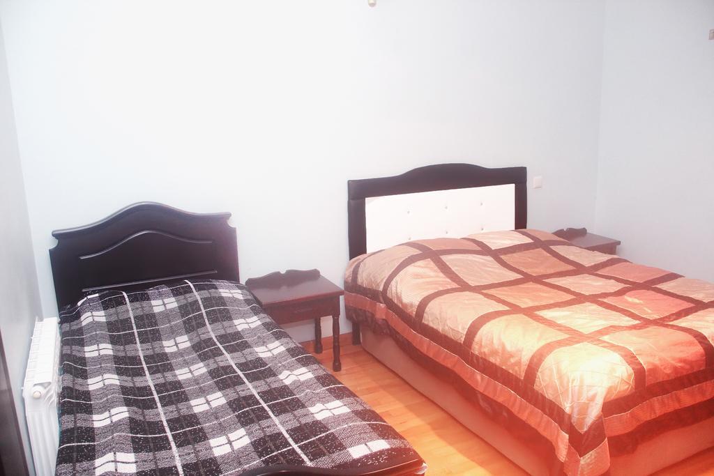 Apartment Rustaveli 57 บาทูมิ ภายนอก รูปภาพ